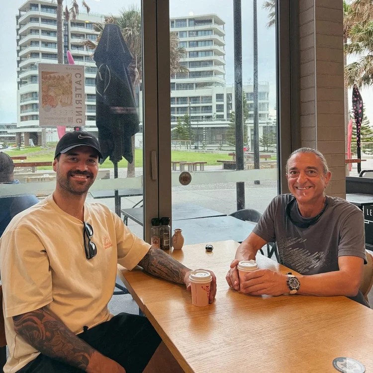 Independent living support at cafe
